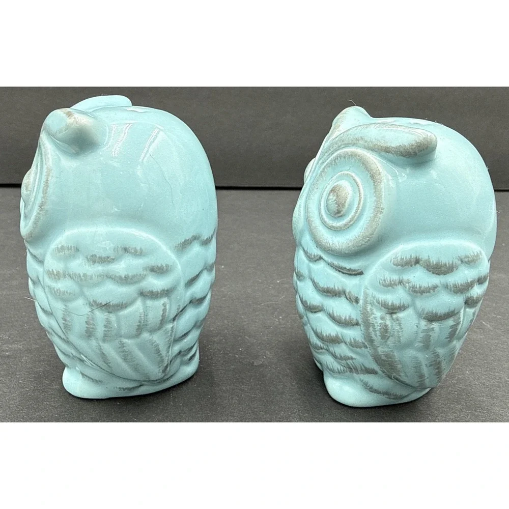 Vtg? Blue Teal Owl Salt & Pepper Shakers‎